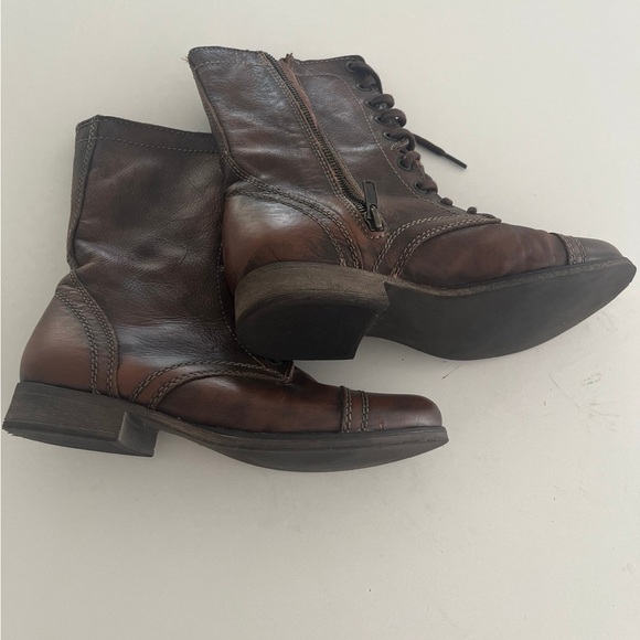 Steve Madden lace up boots - combat boots with a size zipper - Picture 2 of 11